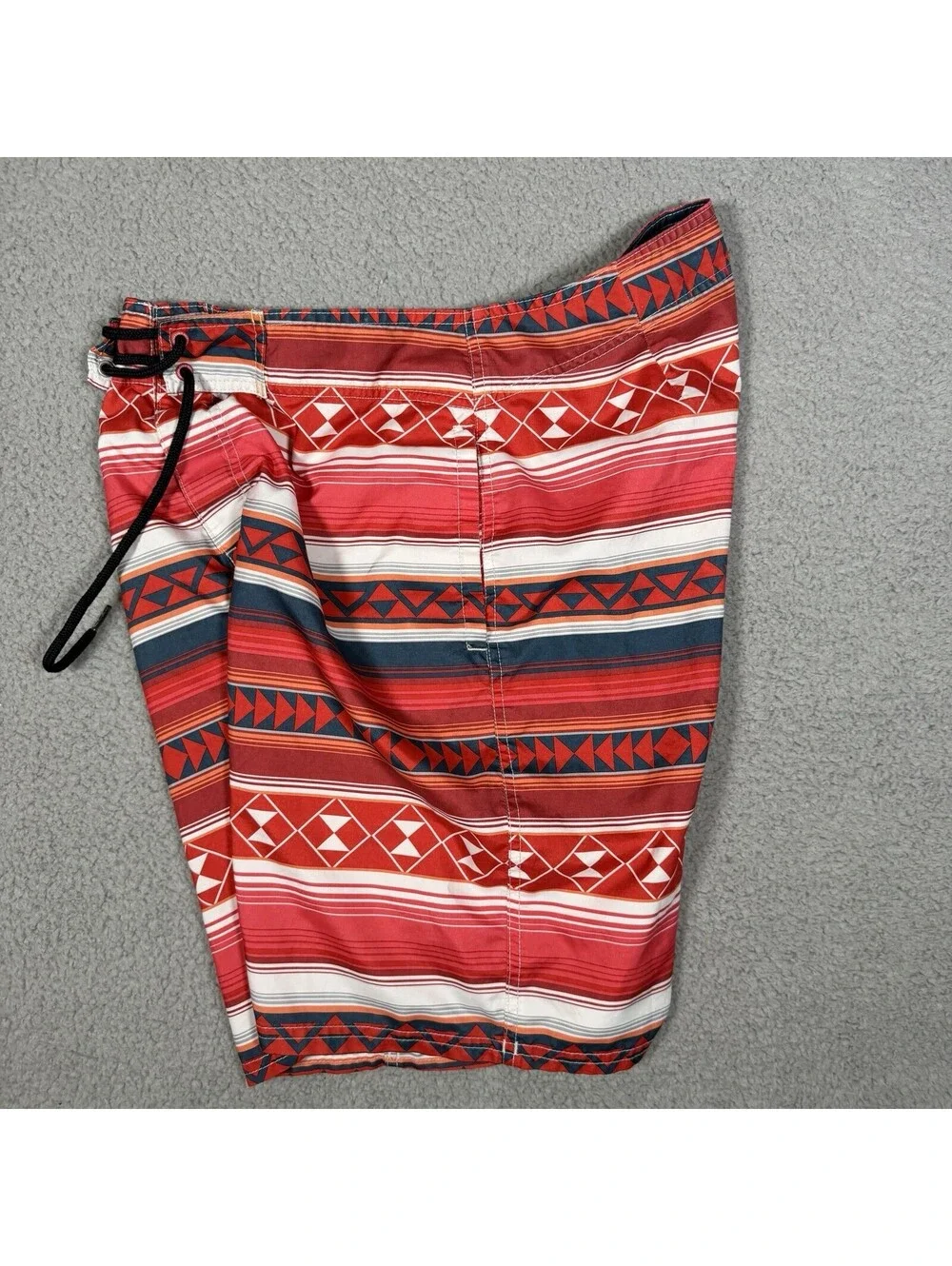 American Eagle Board Shorts Mens Large Red Swim Trunks Southwestern Colorful